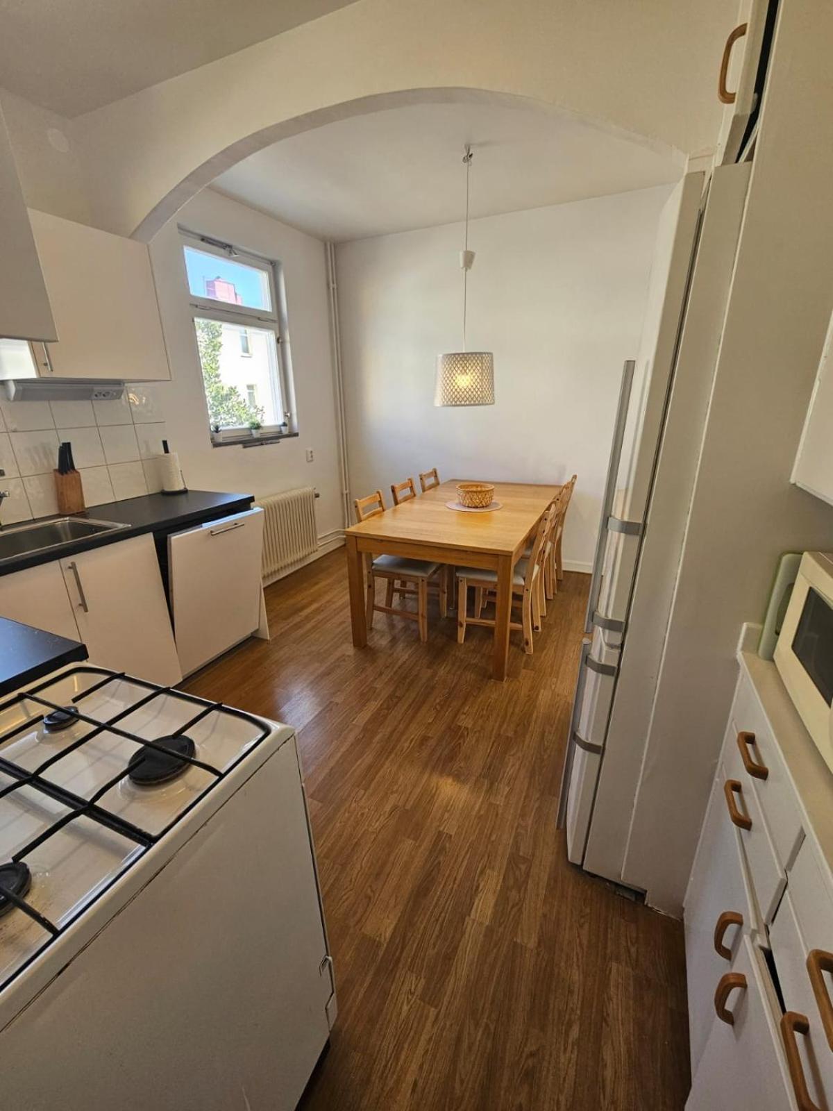 Ferienwohnung Flatin Erbjuder Laegenheter I Soedra Stockholm Exterior foto